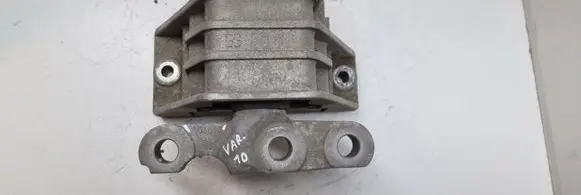 Opel Signum Engine mount bracket V04655