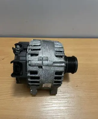 Ford Kuga II Generator/alternator DS7T10300KD DS7T10300KC DS7T10300KB