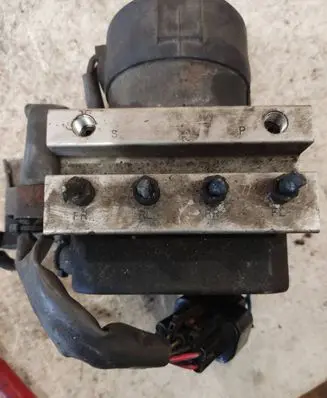 Mitsubishi Space Gear ABS Pump AC051191171 Q003T051