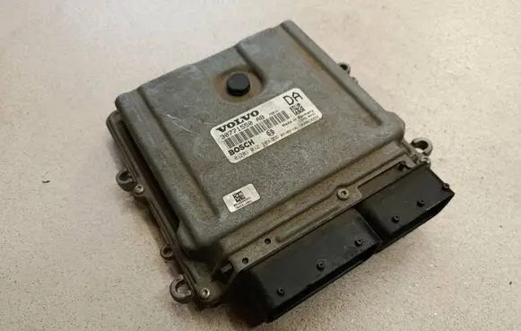 Volvo S60 Engine control unit/module 30771550 0281012103 1039S18372