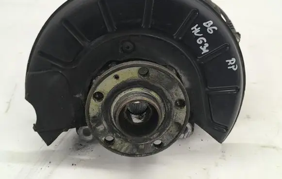 Volkswagen PASSAT B6 Front wheel hub spindle knuckle