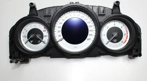 Mercedes-Benz C W204 Speedometer (instrument cluster) A2049004408