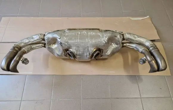 Audi R8 4S Rear muffler/silencer tail pipe 4B0251609B 4S0120A