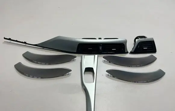 BMW 3 F30 F35 F31 Dashboard glove box trim 9231218 9232088
