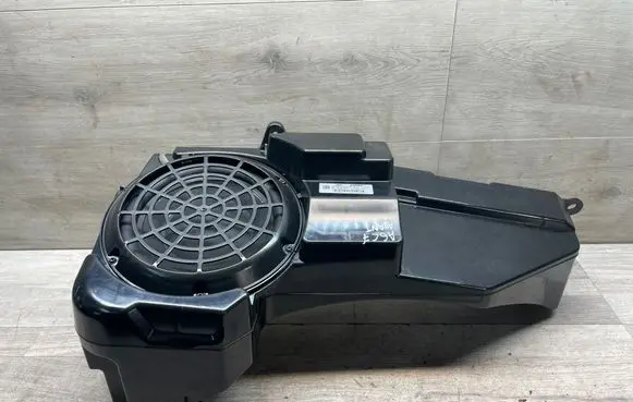 Audi A6 S6 C7 4G Subwoofer speaker 4G9035382A 619081001 3203890020