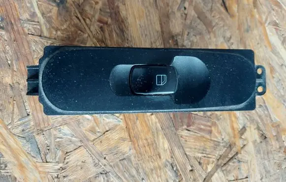 Mercedes-Benz Sprinter W906 Electric window control switch A9065451913