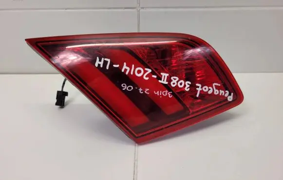 Peugeot 308 Tailgate rear/tail lights 9677818380