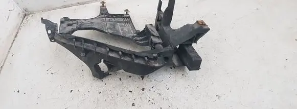 Audi A4 S4 B8 8K Headlight/headlamp mounting bracket 8K0805608B 1301073054