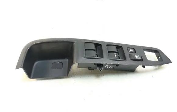 Peugeot 4007 Electric window control switch 8608A181 7221B426ZZ
