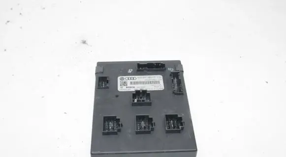 Audi A7 S7 4G Central body control module 4H0907063CF