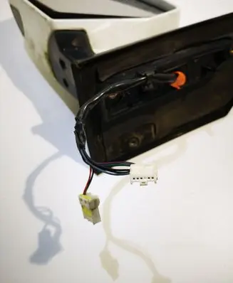 Nissan Quest Front door electric wing mirror