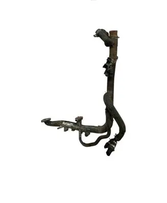 Engine coolant pipe/hose