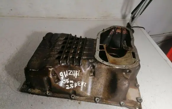 Suzuki Grand Vitara I other engine part