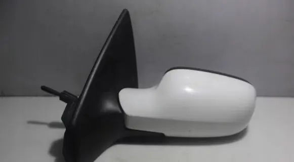 Renault Megane II Front door electric wing mirror 