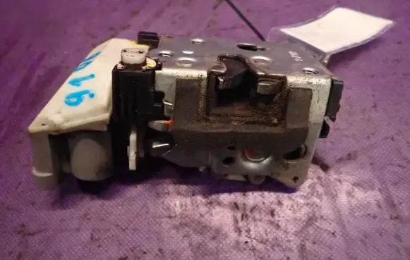Fiat Albea Rear door lock