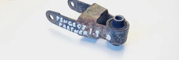 Citroen Berlingo Engine mounting bracket 0351123