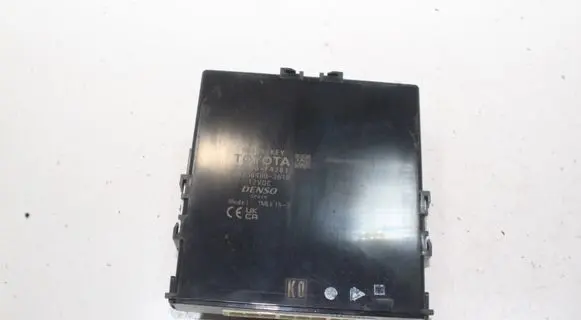 Toyota C-HR I Keyless (KESSY) go control unit/module 89990F4201