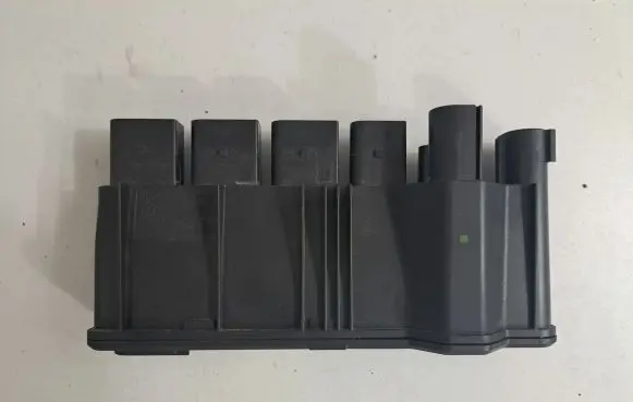 BMW 3 G20 G21 Current control relay 8583091 5A9D6D0