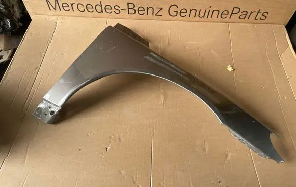 Volvo V70 Fender 31294001