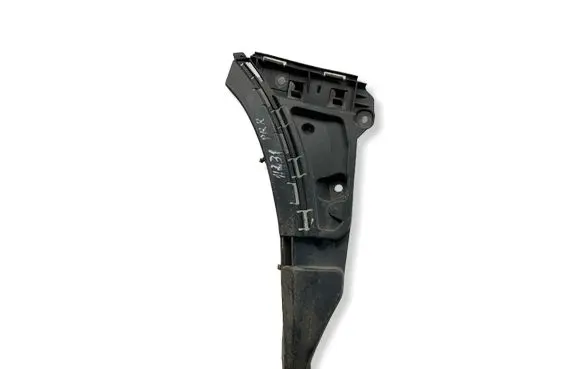 Volvo XC90 Front bumper mounting bracket 08620564