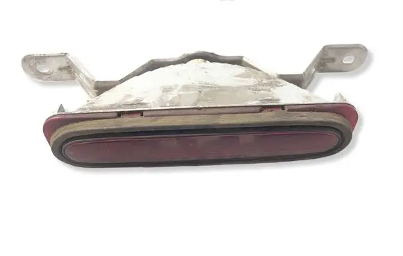 Mitsubishi Eclipse Third/center stoplight SAEU300 8111