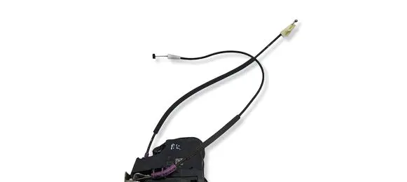 Opel Insignia B Front door lock 915C3039077 04048 E178588