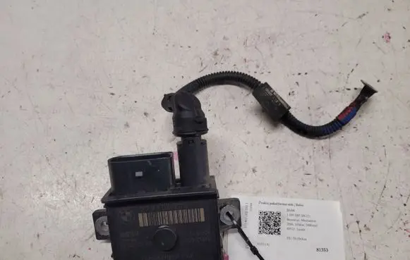 BMW 1 E81 E87 Glow plug pre-heat relay 0522120102 779800006