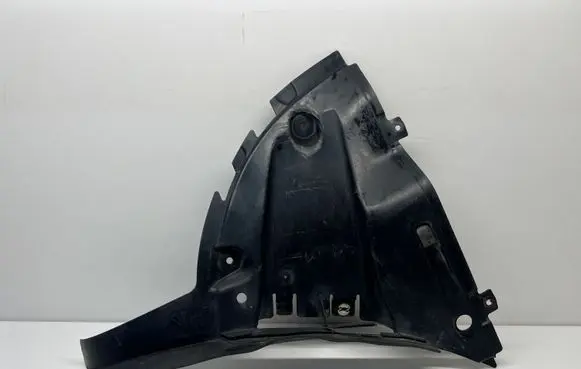 Porsche Macan (95B) Front splash guards bracket 95B825102