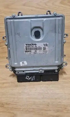 Volvo V70 Engine control unit/module 30785100AB 0281012765