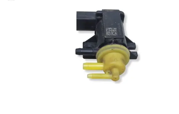 Skoda Fabia Mk3 (NJ) Turbo solenoid valve 1K0906627B 4011464A