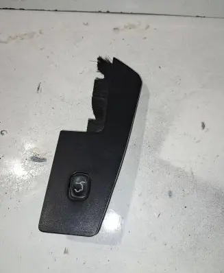 Chrysler Town u0026 Country V Tailgate/boot open switch button 04602751AA