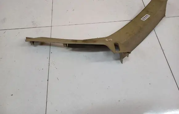 Volvo S70 V70 V70 XC (D) pillar trim (bottom) 1882