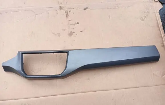 Seat Ibiza V (KJ) Door glass trim 6F1858451D 6F1858451C