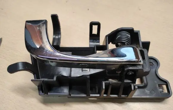 Cadillac SRX Rear door interior handle 257078893 25759728