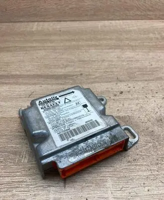 Renault Laguna I Airbag control unit/module 550804400 8200018830B