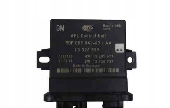 Opel Insignia A Light module LCM 13326599