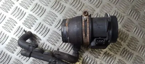 KIA Rio Mass air flow meter 0K32A13210 090301