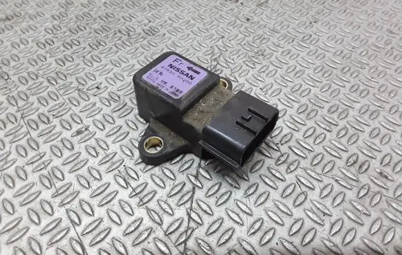 Nissan X-Trail T30 Airbag deployment crash/impact sensor 479308H300