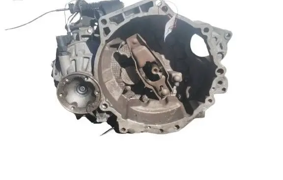 Volkswagen Golf IV Manual 5 speed gearbox 
