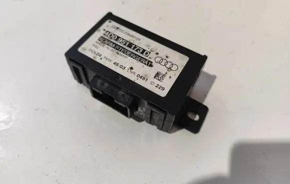 Audi A6 Allroad C5 Alarm control unit/module 4D0951173D