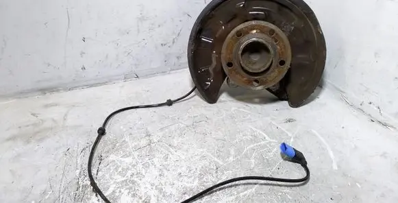 Mercedes-Benz CLA C117 X117 W117 Rear wheel hub spindle/knuckle 2460406