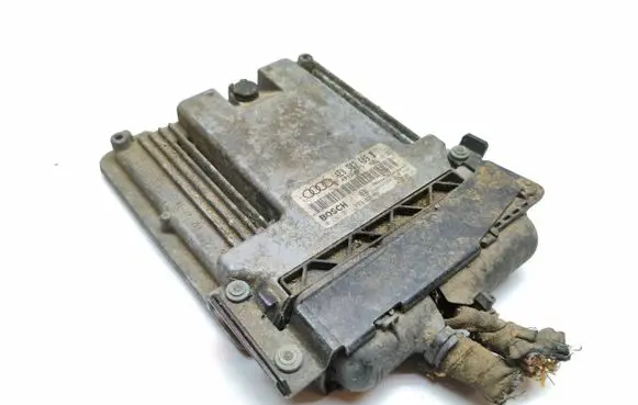 Volkswagen Golf Sportsvan Engine control unit/module 4F0907409B 1039S03250 011099
