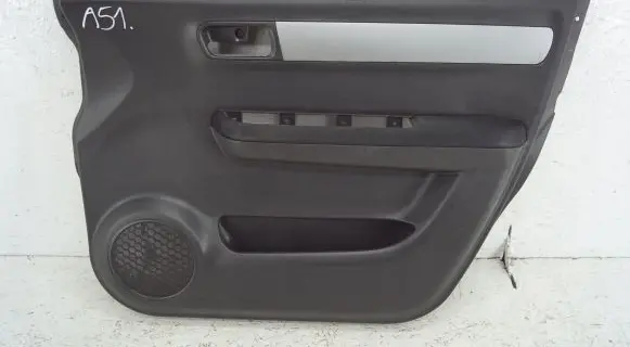 Suzuki Swift I Front door card panel trim