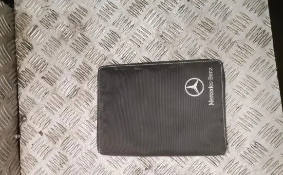 Mercedes-Benz R W251 Owners service history hand book 