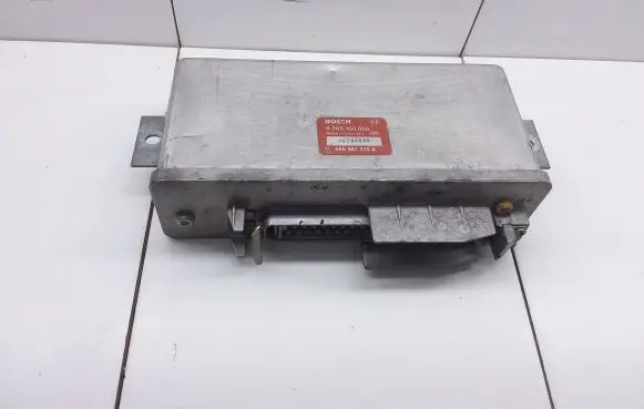 Audi 80 90 S2 B4 ABS control unit/module 0265100056 4A0907379A