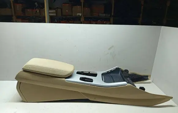 BMW X3 F25 Center console 