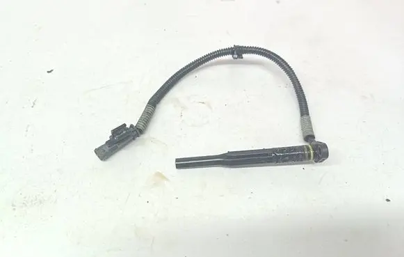 Volvo XC90 Oil level sensor 31478111
