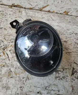Volkswagen Touran I Front fog light