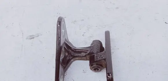 Front door upper hinge