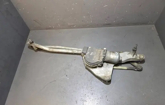 Audi A8 S8 D3 4E Front wiper linkage and motor 4E1955119C 0390241860